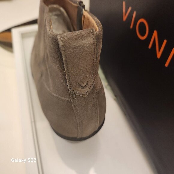 Vionic Joy Zadie Gray Suede Zip-Up Heeled Ankle Booties Boots Women's. Various - Picture 3 of 12